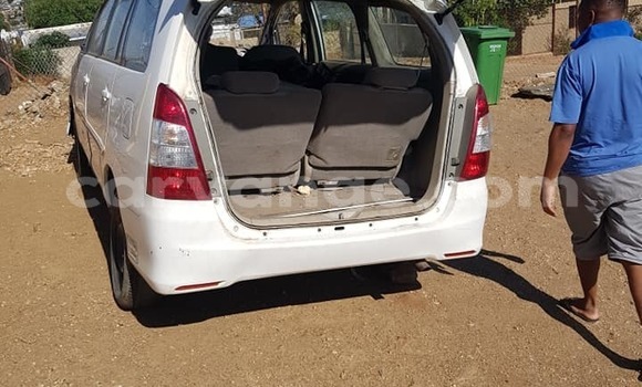 Buy Used Toyota Innova White Car in Arandis in Kunene Buy Used Toyota Innova White Car in Arandis in Kunene