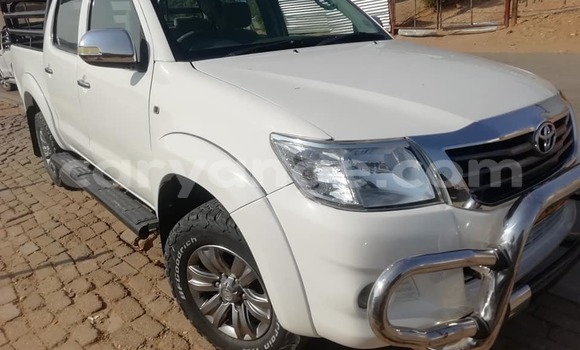 Buy Used Toyota Hilux White Car in Arandis in Kunene Buy Used Toyota Hilux White Car in Arandis in Kunene