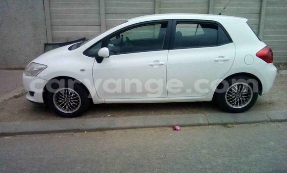 Buy Used Toyota Auris White Car in Arandis in Kunene Buy Used Toyota Auris White Car in Arandis in Kunene
