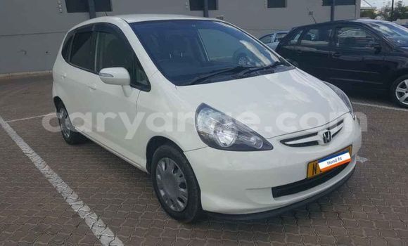 Acheter Occasion Voiture Honda FIT Blanc à Arandis, Kunene