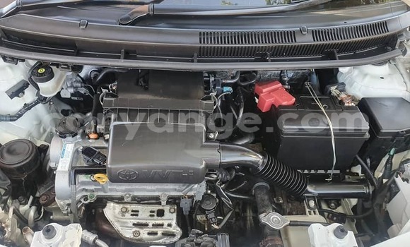 Buy Used Toyota Yaris White Car in Arandis in Kunene Buy Used Toyota Yaris White Car in Arandis in Kunene