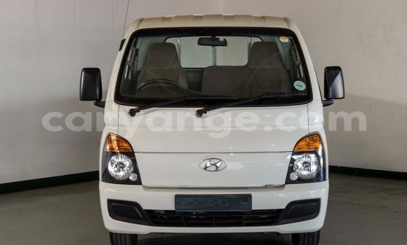 Buy Used Hyundai H1 White Car in Windhoek in Namibia Buy Used Hyundai H1 White Car in Windhoek in Namibia
