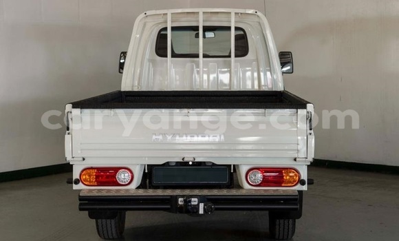 Buy Used Hyundai H1 White Car in Windhoek in Namibia Buy Used Hyundai H1 White Car in Windhoek in Namibia
