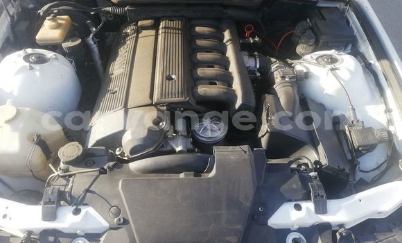 Buy Used BMW 3–Series White Car in Windhoek in Namibia Buy Used BMW 3–Series White Car in Windhoek in Namibia