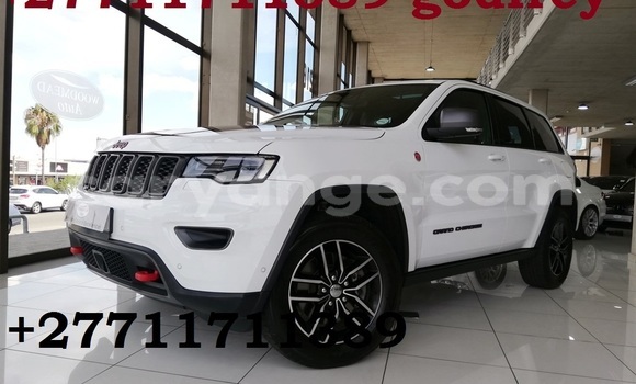 Buy Used Jeep Grand Cherokee White Car in Windhoek in Namibia