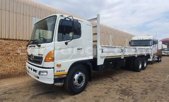 Buy Used Hino Ranger White Truck in Gobabis in Omaheke Buy Used Hino Ranger White Truck in Gobabis in Omaheke