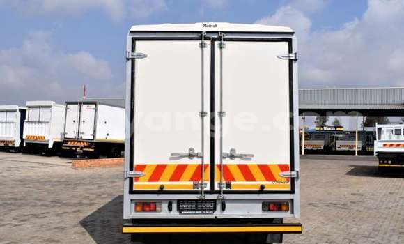 Acheter Occasion Utilitaire Toyota Dyna Blanc à Gobabis, Omaheke Acheter Occasion Utilitaire Toyota Dyna Blanc à Gobabis, Omaheke