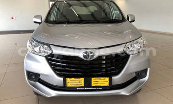 Acheter Occasion Voiture Toyota Avanza Gris à Windhoek, Namibie Acheter Occasion Voiture Toyota Avanza Gris à Windhoek, Namibie