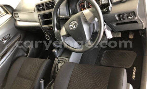 Acheter Occasion Voiture Toyota Avanza Gris à Windhoek, Namibie Acheter Occasion Voiture Toyota Avanza Gris à Windhoek, Namibie