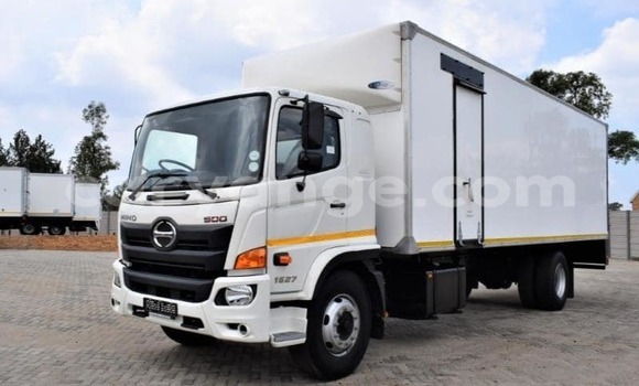 Buy Used Toyota Dyna White Car in Windhoek in Namibia Buy Used Toyota Dyna White Car in Windhoek in Namibia