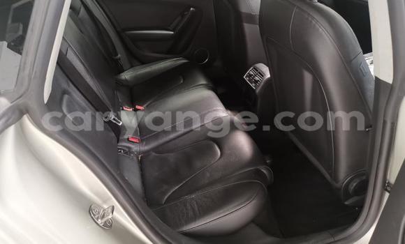 Acheter Occasion Voiture Audi A5 Beige à Walvis Bay, Namibie Acheter Occasion Voiture Audi A5 Beige à Walvis Bay, Namibie