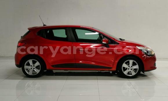 Acheter Occasion Voiture Renault Clio Beige à Windhoek, Namibie Acheter Occasion Voiture Renault Clio Beige à Windhoek, Namibie