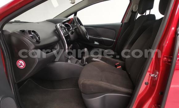 Acheter Occasion Voiture Renault Clio Beige à Windhoek, Namibie Acheter Occasion Voiture Renault Clio Beige à Windhoek, Namibie