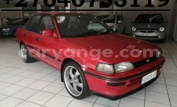 Acheter Occasion Voiture Toyota Corolla Rouge à Windhoek, Namibie