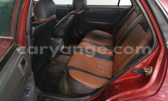 Acheter Occasion Voiture Toyota Corolla Rouge à Windhoek, Namibie Acheter Occasion Voiture Toyota Corolla Rouge à Windhoek, Namibie