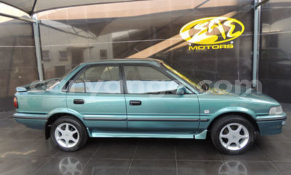 Acheter Occasion Voiture Toyota Corolla Vert à Windhoek, Namibie Acheter Occasion Voiture Toyota Corolla Vert à Windhoek, Namibie