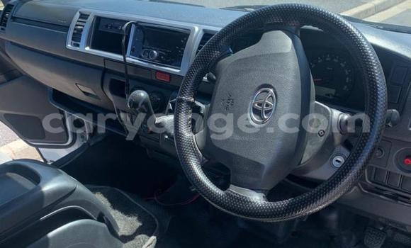 Acheter Occasion Voiture Toyota 2000GT Blanc à Windhoek, Namibie Acheter Occasion Voiture Toyota 2000GT Blanc à Windhoek, Namibie