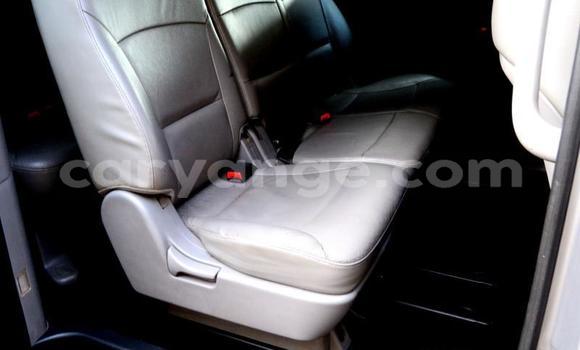 Acheter Occasion Voiture Hyundai H1 Gris à Windhoek, Namibie Acheter Occasion Voiture Hyundai H1 Gris à Windhoek, Namibie