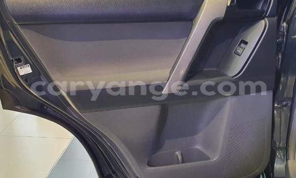 Acheter Occasion Voiture Toyota Land Cruiser Prado Bleu à Windhoek, Namibie Acheter Occasion Voiture Toyota Land Cruiser Prado Bleu à Windhoek, Namibie