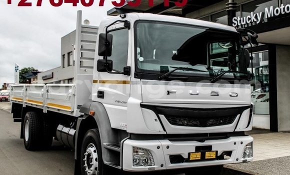 Buy Used Mitsubishi L400 White Truck in Windhoek in Namibia