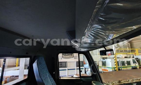 Acheter Occasion Utilitaire Hino 300 Series Blanc à Windhoek, Namibie Acheter Occasion Utilitaire Hino 300 Series Blanc à Windhoek, Namibie