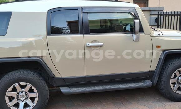 Buy Used Toyota FJ Cruiser Beige Car in Windhoek in Namibia Buy Used Toyota FJ Cruiser Beige Car in Windhoek in Namibia