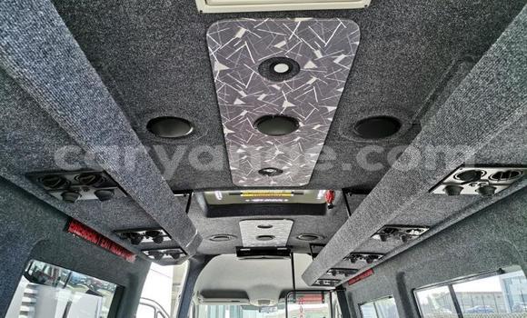 Acheter Occasion Utilitaire Mercedes‒Benz Sprinter Blanc à Windhoek, Namibie Acheter Occasion Utilitaire Mercedes‒Benz Sprinter Blanc à Windhoek, Namibie