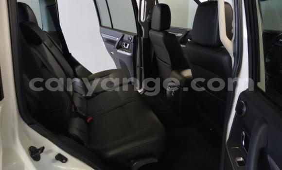 Acheter Occasion Voiture Mitsubishi Pajero Blanc à Windhoek, Namibie Acheter Occasion Voiture Mitsubishi Pajero Blanc à Windhoek, Namibie