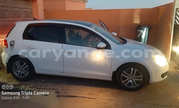 Buy Used Volkswagen Golf White Car in Walvis Bay in Namibia Buy Used Volkswagen Golf White Car in Walvis Bay in Namibia