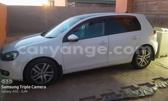 Buy Used Volkswagen Golf White Car in Walvis Bay in Namibia Buy Used Volkswagen Golf White Car in Walvis Bay in Namibia