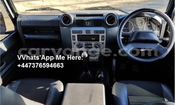 Buy Used Land Rover Defender Beige Car in Windhoek in Namibia Buy Used Land Rover Defender Beige Car in Windhoek in Namibia