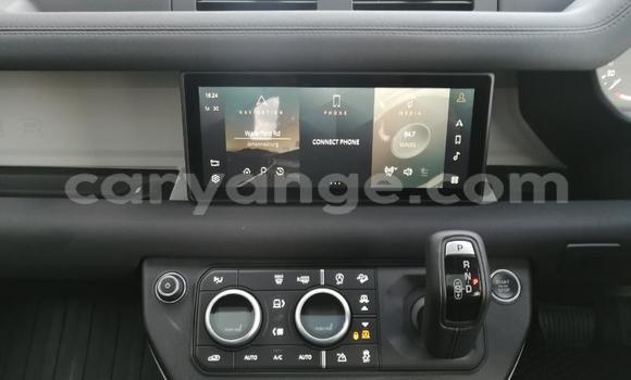 Buy Used Land Rover Defender Beige Car in Grootfontein in Namibia Buy Used Land Rover Defender Beige Car in Grootfontein in Namibia