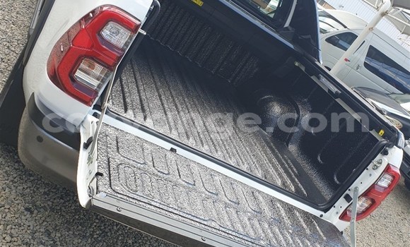 Acheter Occasion Voiture Toyota Hilux Blanc à Grootfontein, Namibie Acheter Occasion Voiture Toyota Hilux Blanc à Grootfontein, Namibie