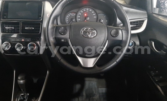 Acheter Occasion Voiture Toyota Yaris Blanc à Windhoek, Namibie Acheter Occasion Voiture Toyota Yaris Blanc à Windhoek, Namibie