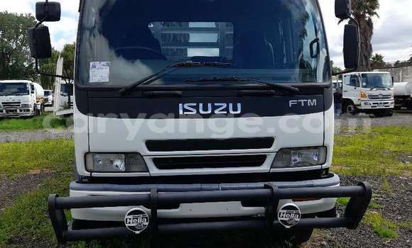 Acheter Occasion Utilitaire Isuzu FTR 850 Blanc à Windhoek, Namibie Acheter Occasion Utilitaire Isuzu FTR 850 Blanc à Windhoek, Namibie