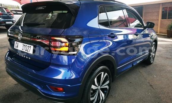 Buy Used Volkswagen T-Roc Blue Car in Grootfontein in Namibia