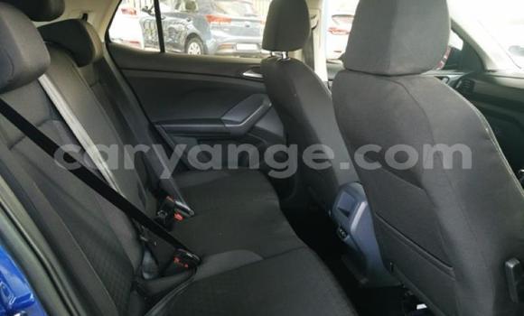 Acheter Occasion Voiture Volkswagen T-Roc Bleu à Grootfontein, Namibie Acheter Occasion Voiture Volkswagen T-Roc Bleu à Grootfontein, Namibie