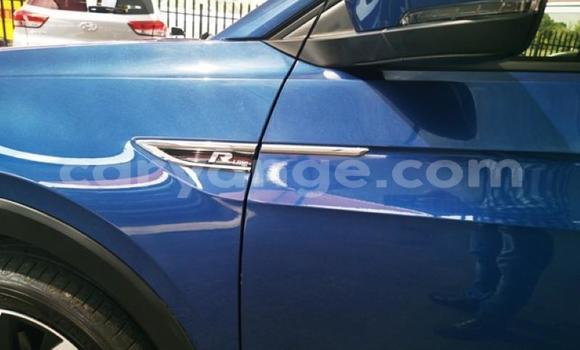 Acheter Occasion Voiture Volkswagen T-Roc Bleu à Grootfontein, Namibie Acheter Occasion Voiture Volkswagen T-Roc Bleu à Grootfontein, Namibie