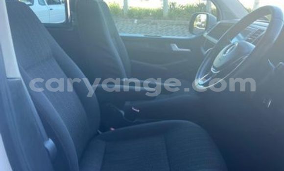 Acheter Occasion Voiture Volkswagen Transporter Blanc à Otavi, Oshikoto Acheter Occasion Voiture Volkswagen Transporter Blanc à Otavi, Oshikoto