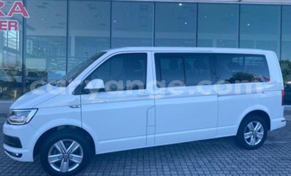 Acheter Occasion Voiture Volkswagen Transporter Blanc à Otavi, Oshikoto Acheter Occasion Voiture Volkswagen Transporter Blanc à Otavi, Oshikoto