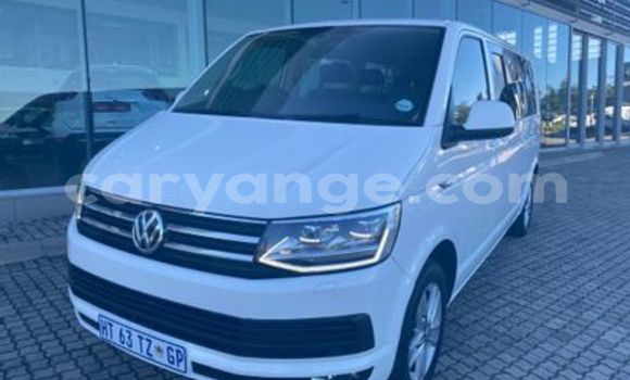 Acheter Occasion Voiture Volkswagen Transporter Blanc à Otavi, Oshikoto Acheter Occasion Voiture Volkswagen Transporter Blanc à Otavi, Oshikoto