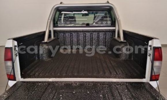 Buy Used Nissan NP 300 White Car in Gobabis in Omaheke Buy Used Nissan NP 300 White Car in Gobabis in Omaheke