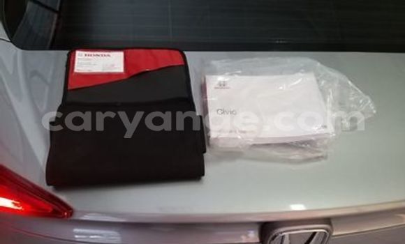 Acheter Occasion Voiture Honda Civic Gris à Swakopmund, Namibie Acheter Occasion Voiture Honda Civic Gris à Swakopmund, Namibie