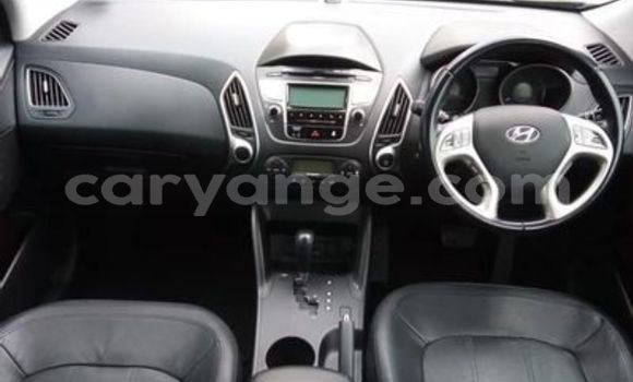 Buy Used Hyundai Ix35 Black Car in Mariental in Namibia Buy Used Hyundai Ix35 Black Car in Mariental in Namibia