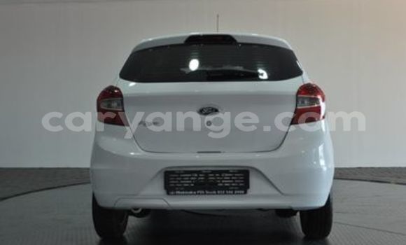 Acheter Occasion Voiture Ford F–150 Blanc à Swakopmund, Namibie Acheter Occasion Voiture Ford F–150 Blanc à Swakopmund, Namibie