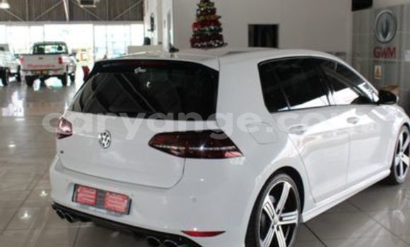 Acheter Occasion Voiture Volkswagen Golf GTI Blanc à Outjo, Kunene Acheter Occasion Voiture Volkswagen Golf GTI Blanc à Outjo, Kunene