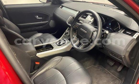 Acheter Occasion Voiture Land Rover Range Rover Evoque Rouge à Khorixas, Kunene Acheter Occasion Voiture Land Rover Range Rover Evoque Rouge à Khorixas, Kunene