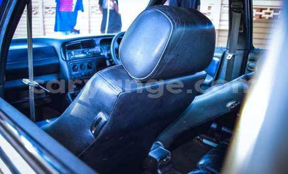 Acheter Occasion Voiture Volkswagen Golf Bleu à Windhoek, Namibie Acheter Occasion Voiture Volkswagen Golf Bleu à Windhoek, Namibie