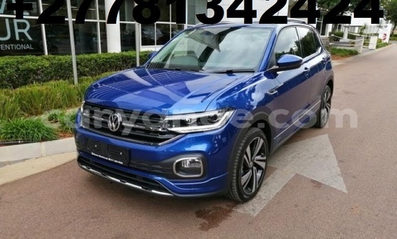 Buy Used Volkswagen Tiguan Blue Car in Windhoek in Namibia