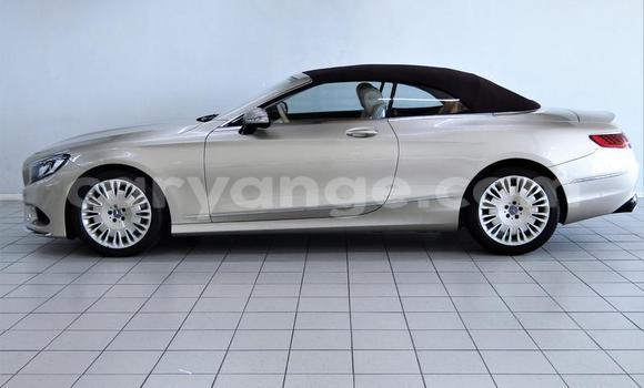 Acheter Occasion Voiture Mercedes-Benz S–Class Gris à Windhoek, Namibie Acheter Occasion Voiture Mercedes-Benz S–Class Gris à Windhoek, Namibie
